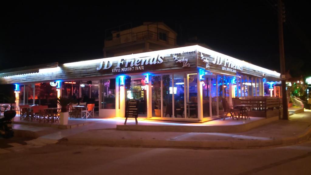 Jack Daniel Friends Apartment Faliraki Ngoại thất bức ảnh